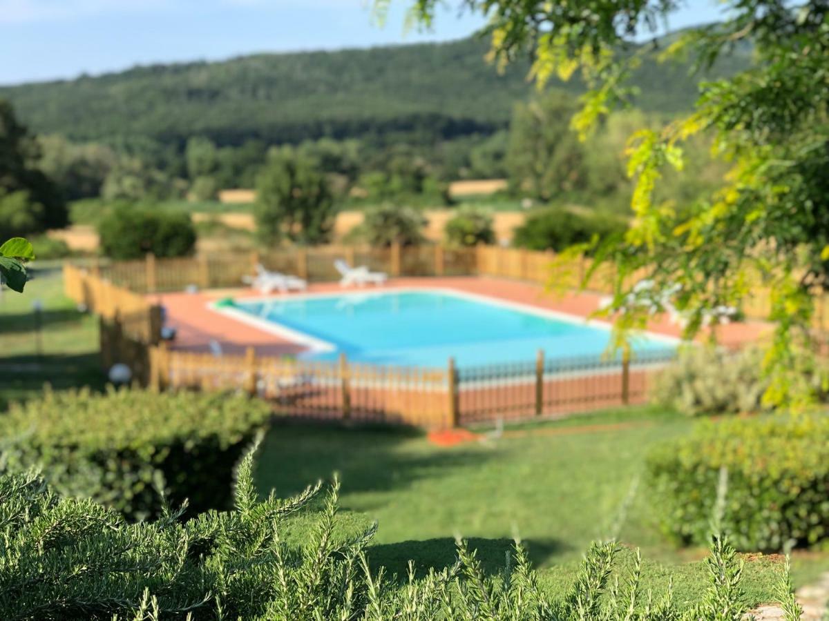 Agriturismo Santa Lorica サッセッタ エクステリア 写真