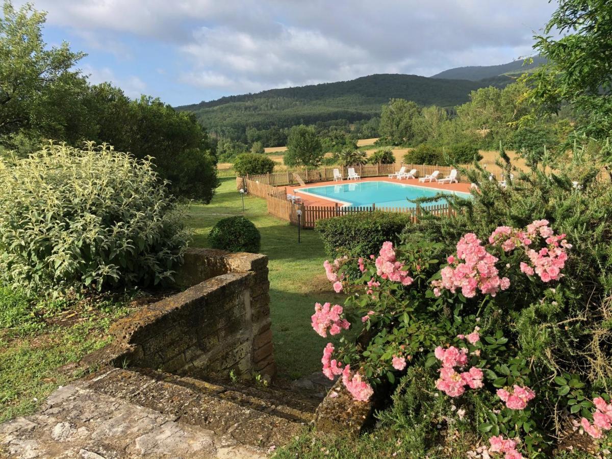 Agriturismo Santa Lorica サッセッタ エクステリア 写真